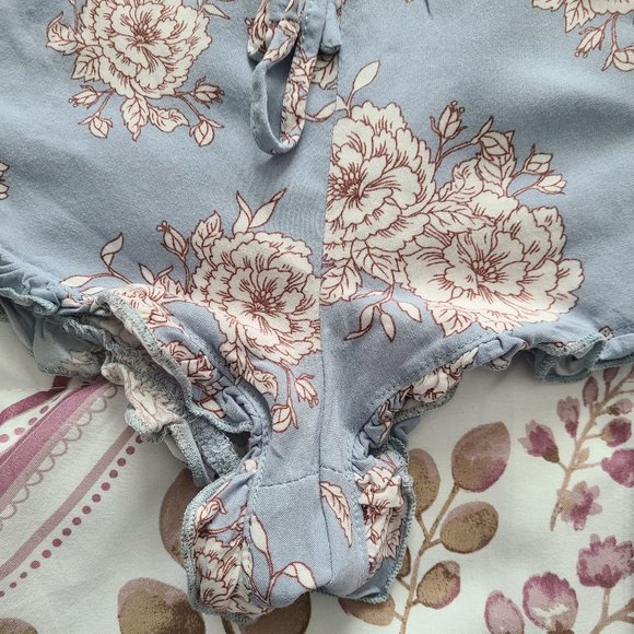 Forever21 Floral Pajama Shorts - Picture 6 of 14